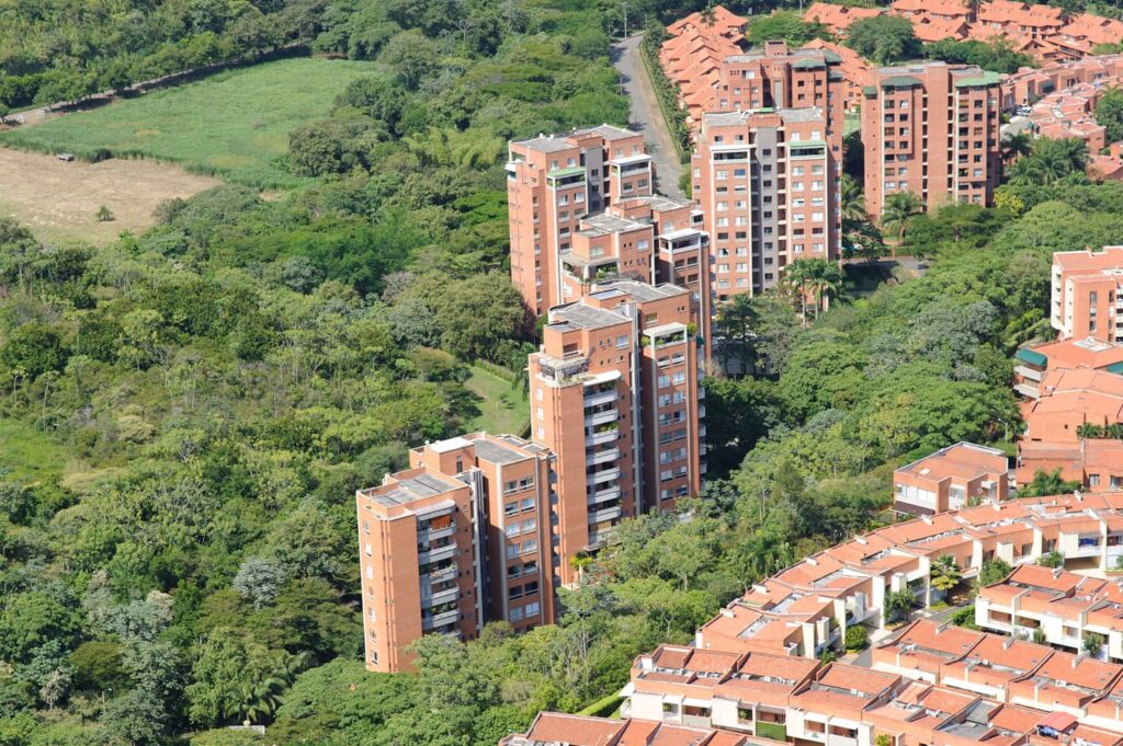 Bagatelle Housing Complex