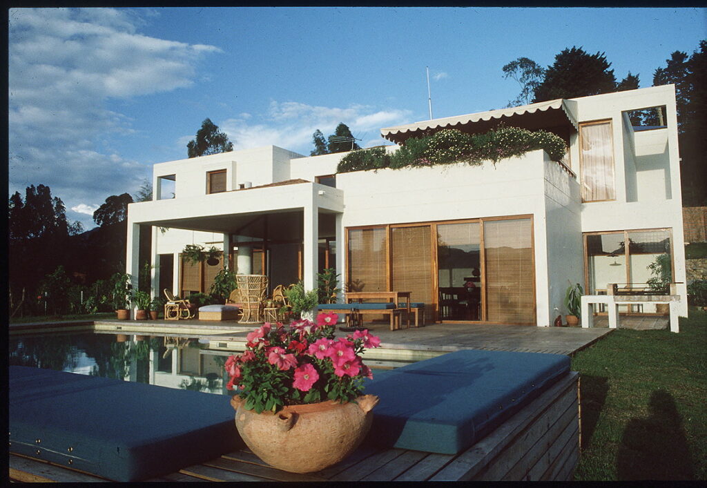 Avignon House